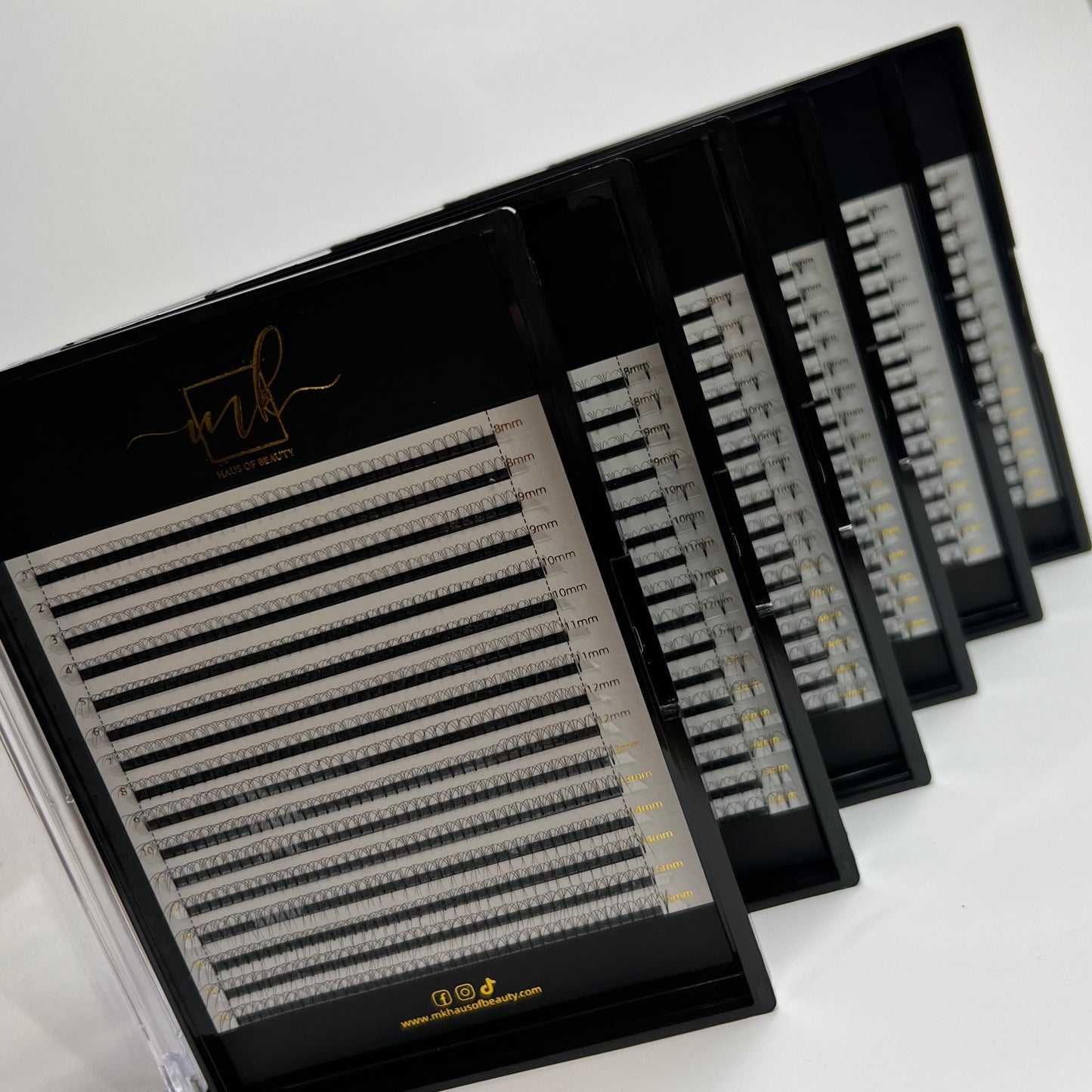 MK Drastic Black Short Stem Premade Fans 3D - 10D Mixed, 6 x 8-15mm Sample XL Trays