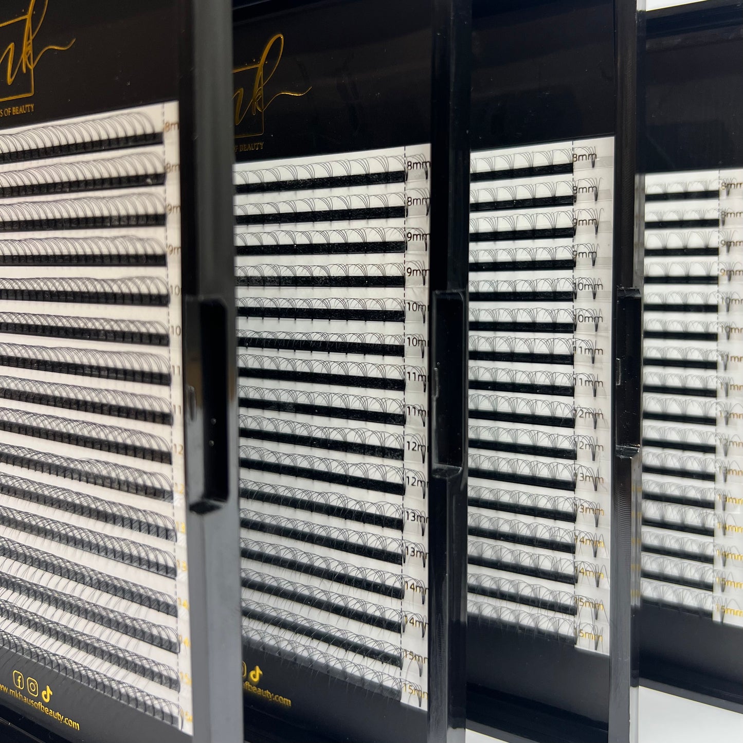 MK Drastic Black Short Stem Premade Fans 3D - 10D Mixed, 6 x 8-15mm Sample XL Trays