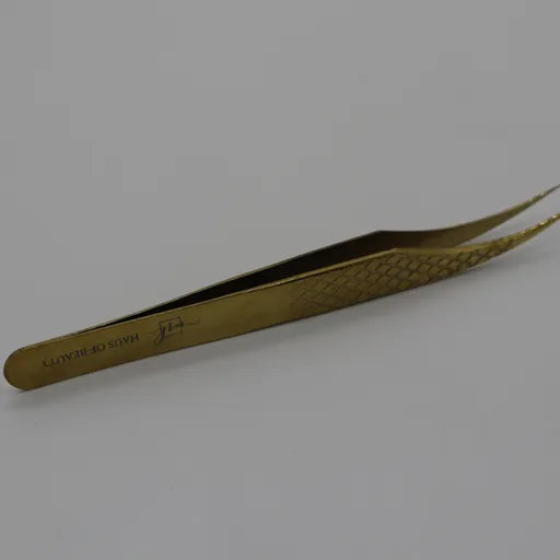 MK Luxe Gold Isolation Tweezer